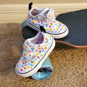 Multicolor heart Vans size 5